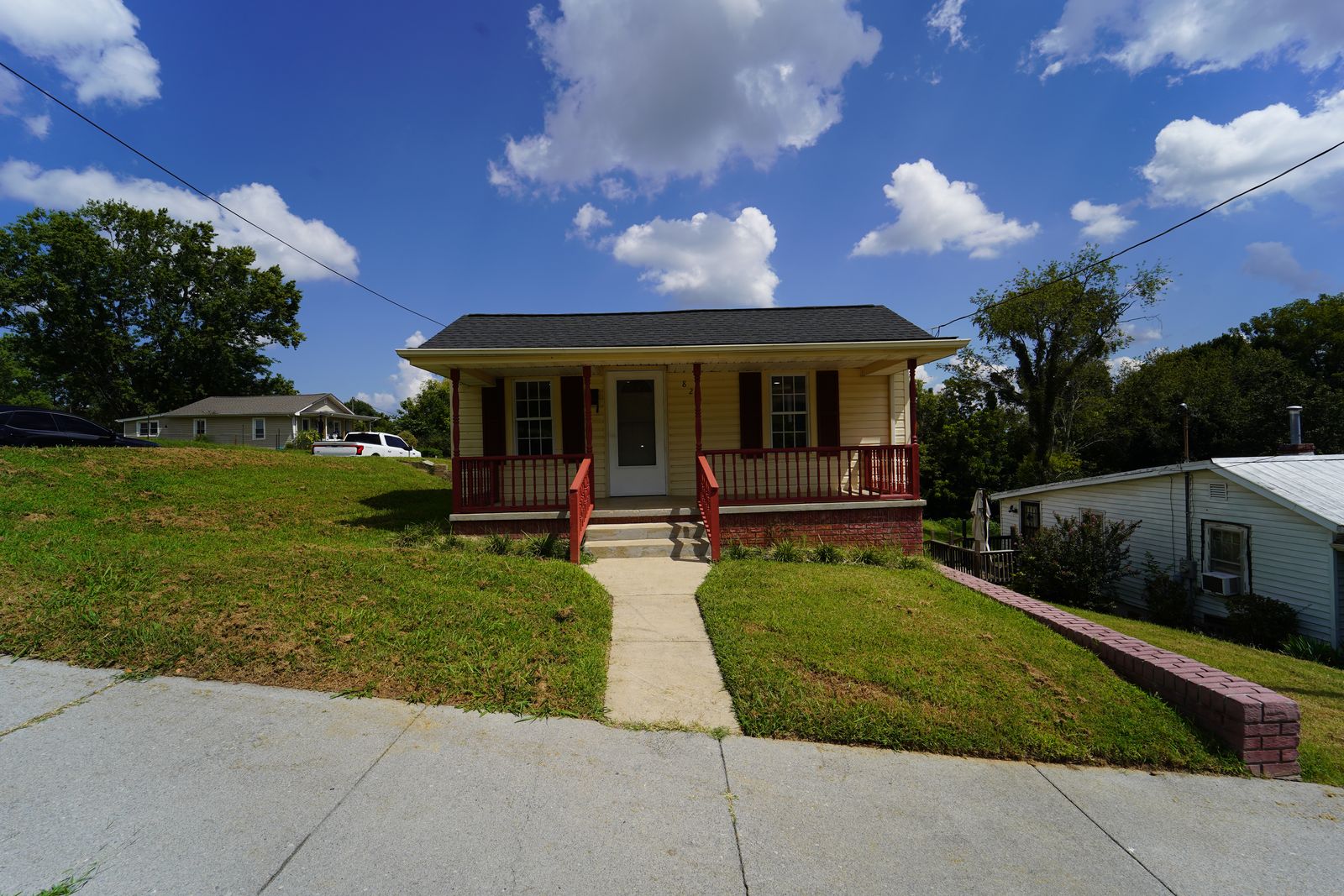 820 Montgomery Street — photo 2