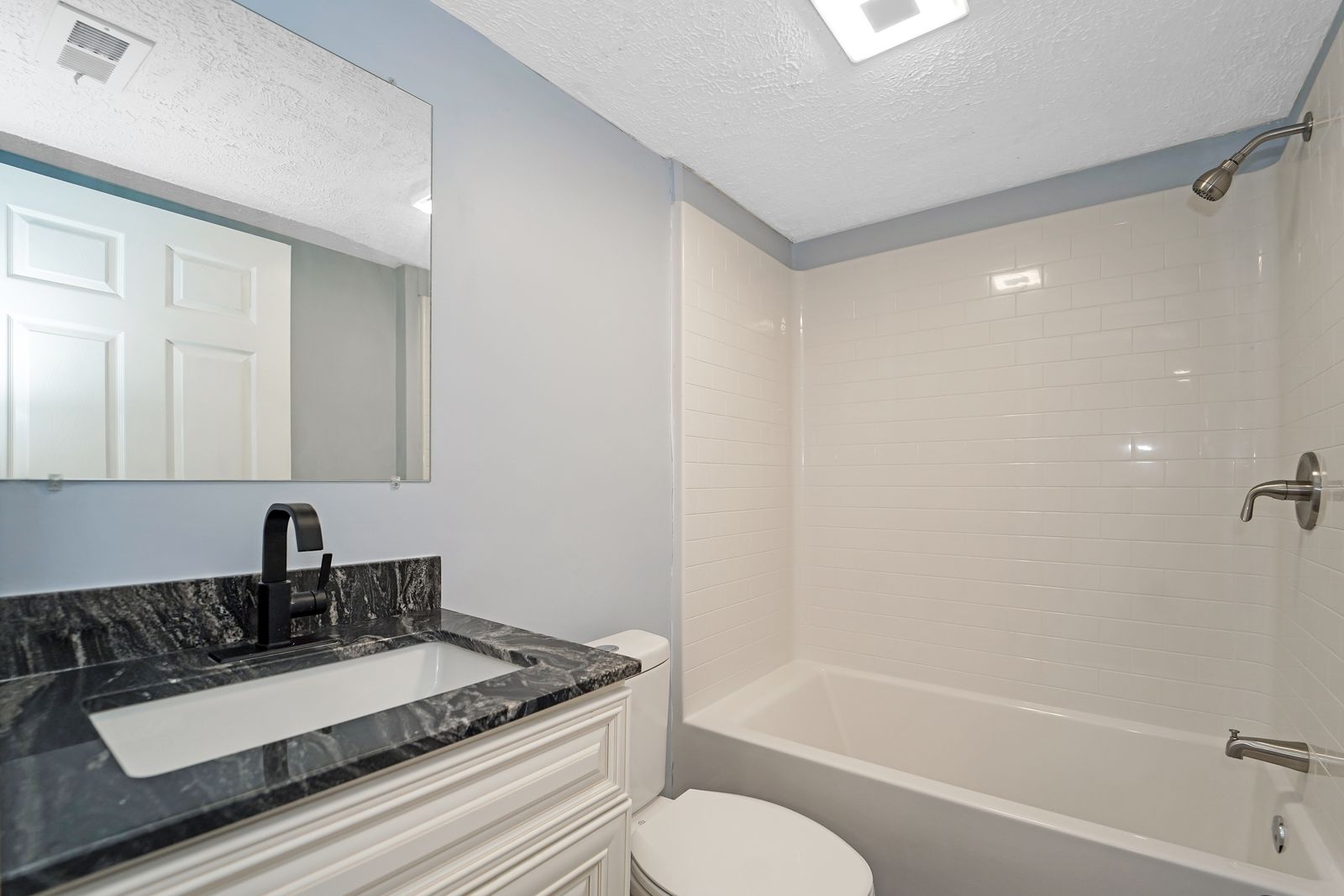 820 Montgomery Street — photo 15